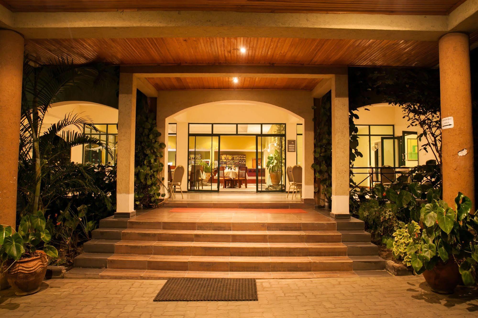Gorillas Volcanoes Hotel Ruhengeri Esterno foto